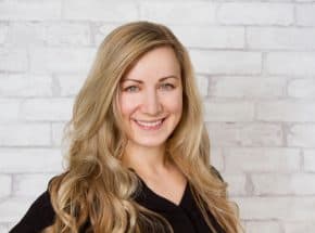 Meet Burien and Normandy Park Dentist Dr. Niki Johnston